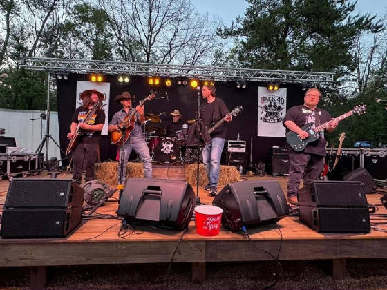 TheBack40Band.JPG